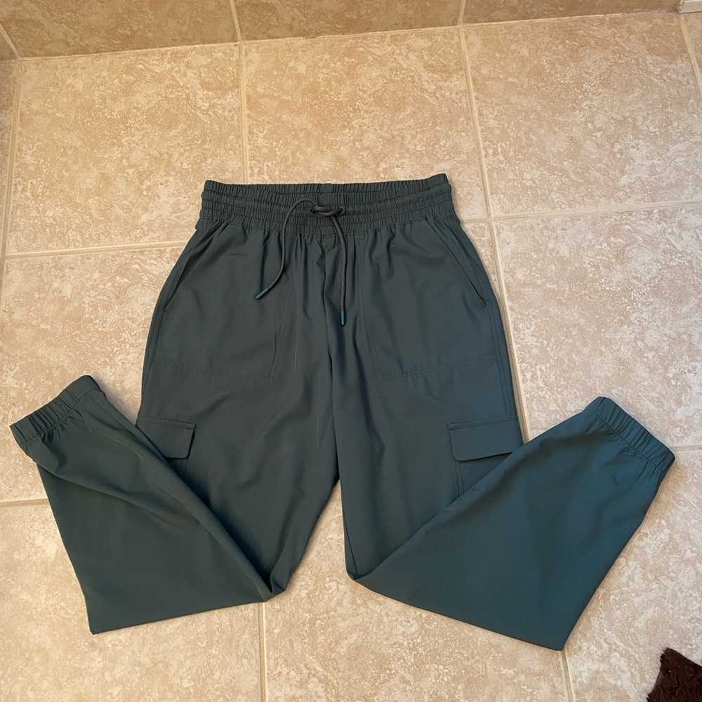 NWOT Old Navy Three-Pack Cargo Joggers in Teal, Black & Navy - Picture 2 of 7